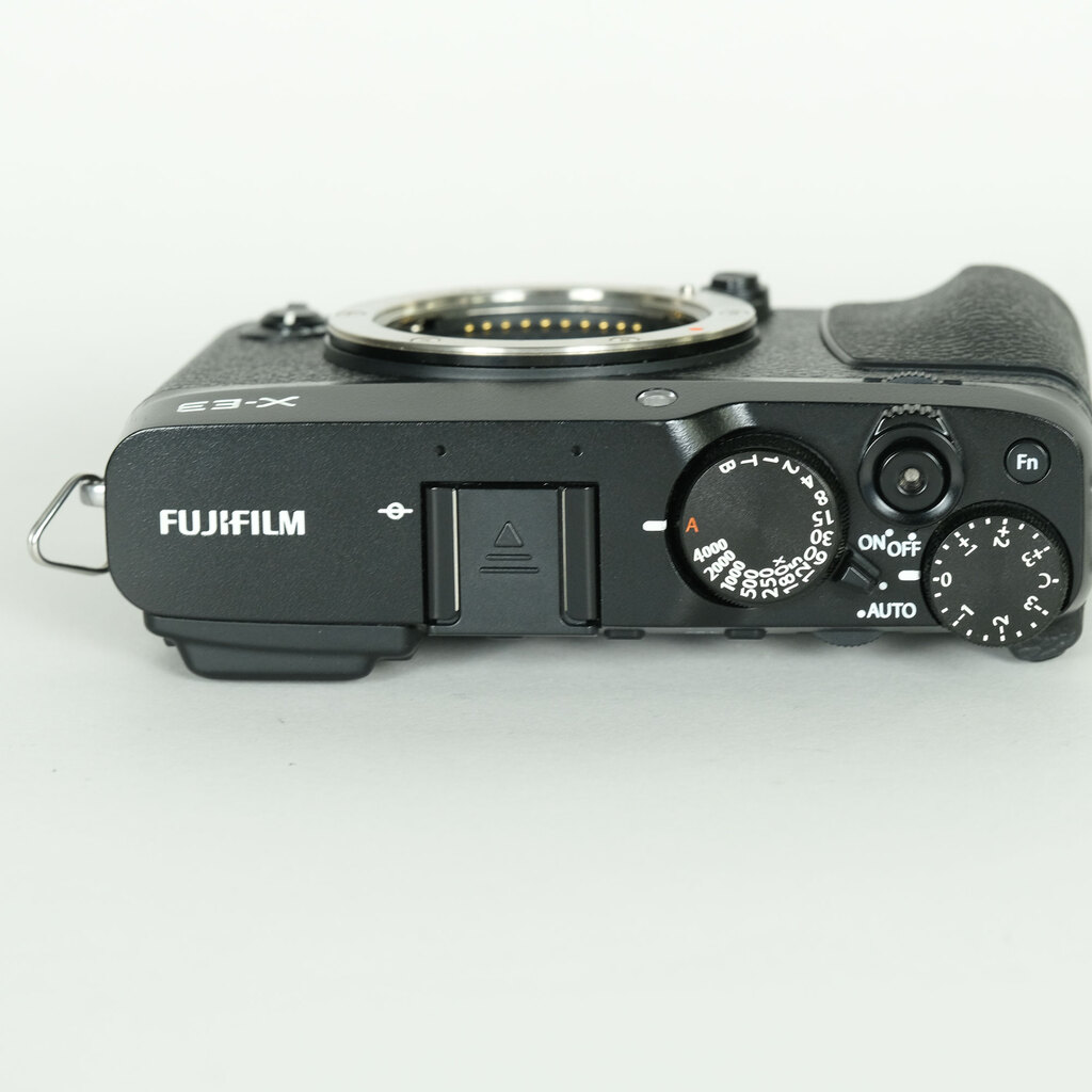 FUJIFILM X-E3