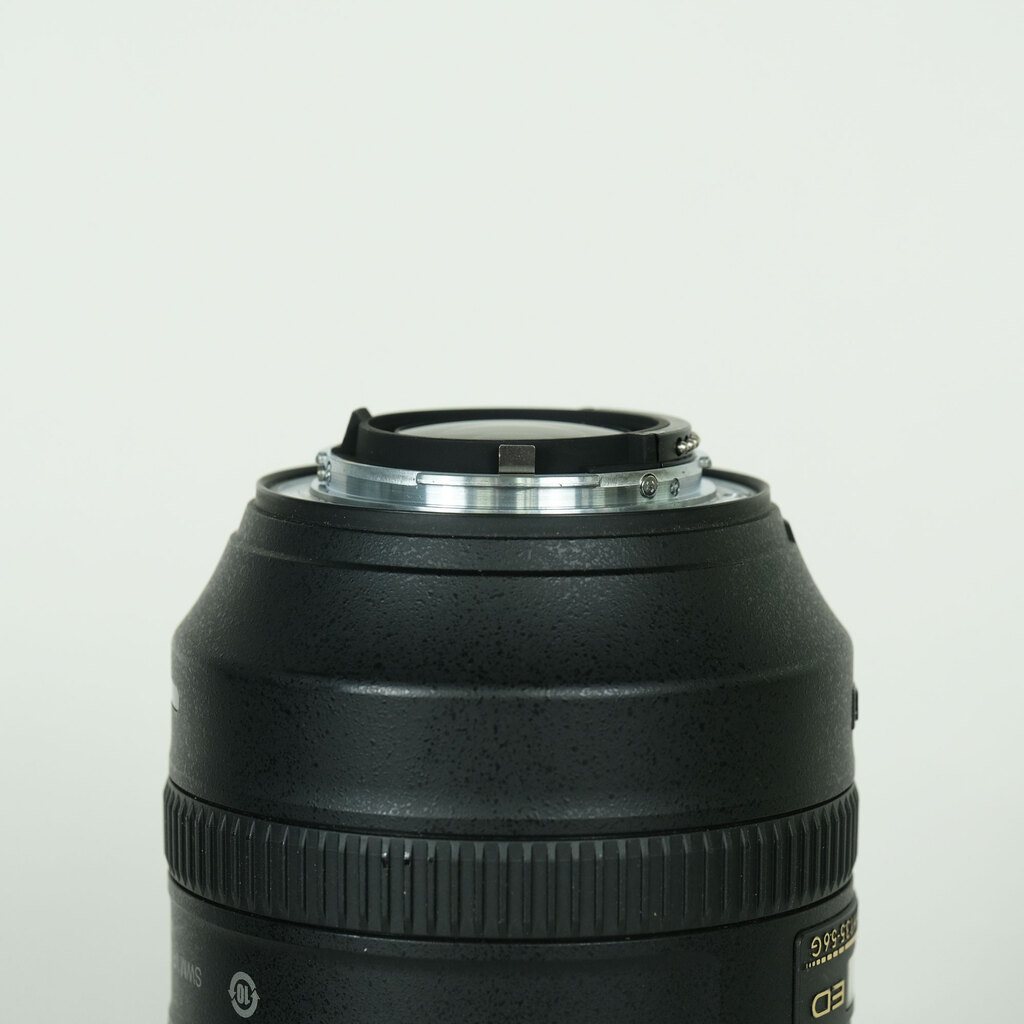 Nikon AF-S NIKKOR 28-300mm f/3.5-5.6G ED VRの出品 | ONE SCENE