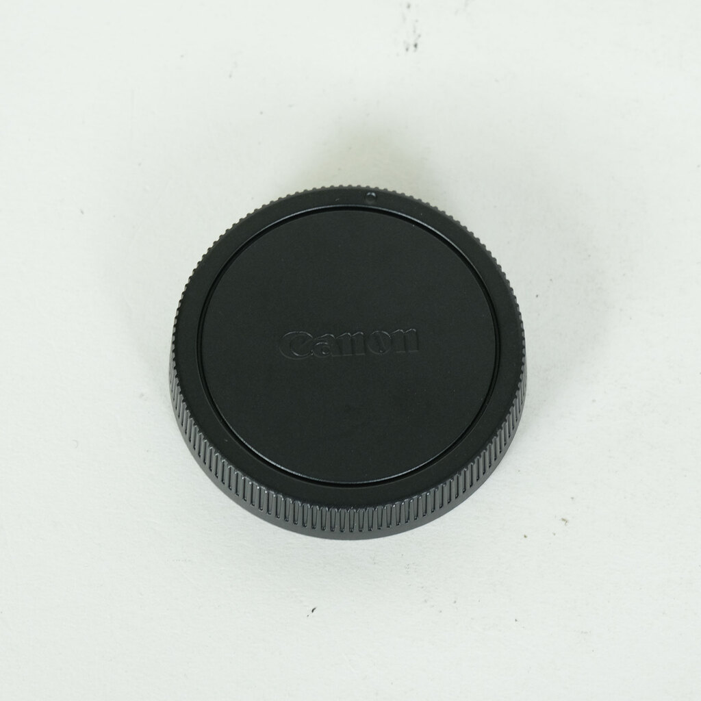 Canon EF-M22mm F2 STM Canon EF-M22mm F2 STM