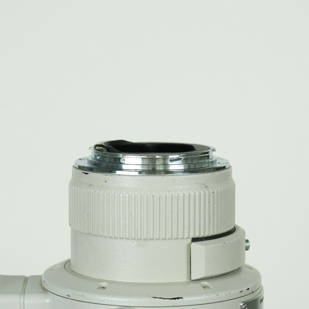 Canon EF300mm F2.8L USM Canon EF300mm F2.8L USM