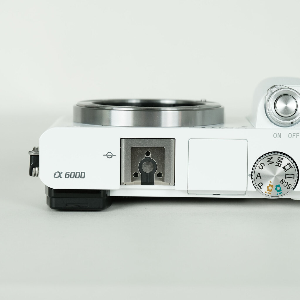 SONY α6000（ILCE-6000）