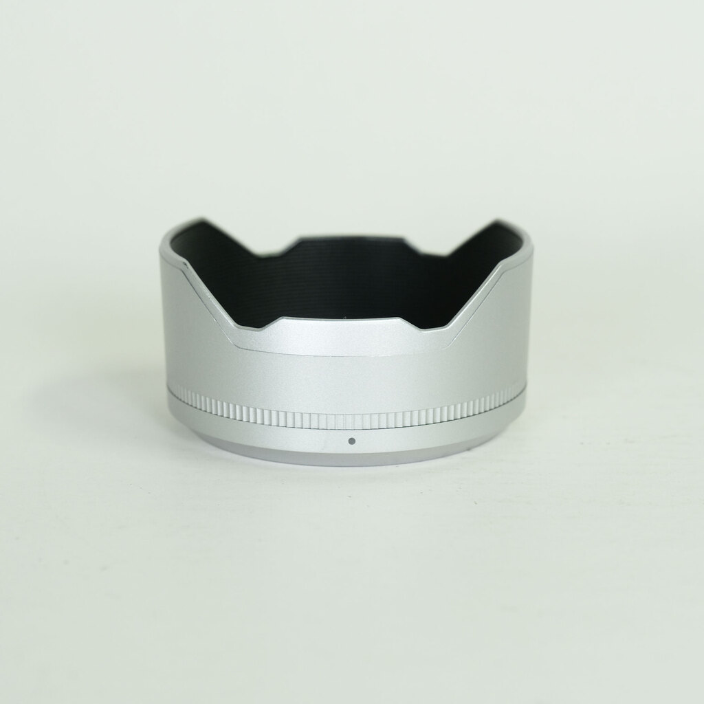 Panasonic LUMIX G VARIO 35-100mm / F4.0-5.6 ASPH. / MEGA O.I.S.