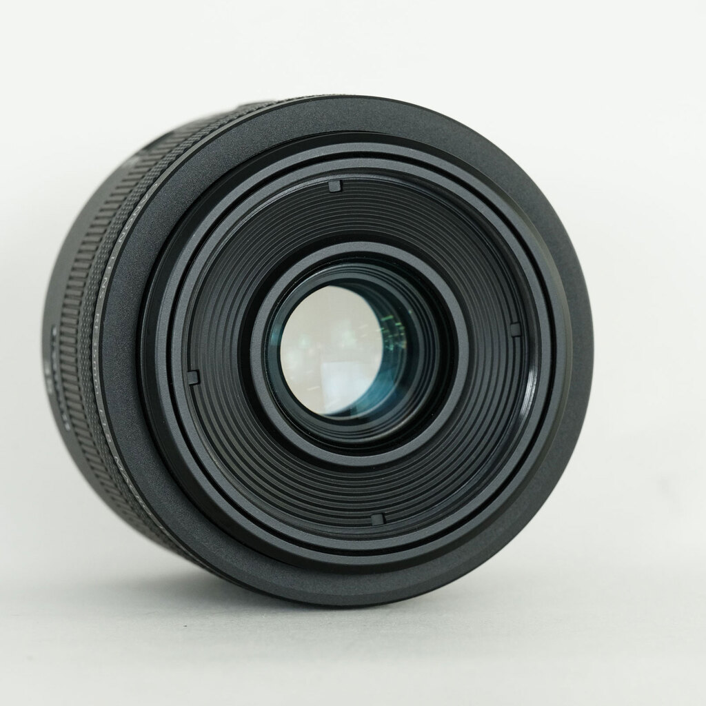 Canon RF35mm F1.8 MACRO IS STM Canon RF35mm F1.8 MACRO IS STM