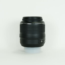 Nikon AF-S DX NIKKOR 18-55mm F3.5-5.6 G VR Nikon AF-S DX NIKKOR 18-55mm F3.5-5.6 G VR