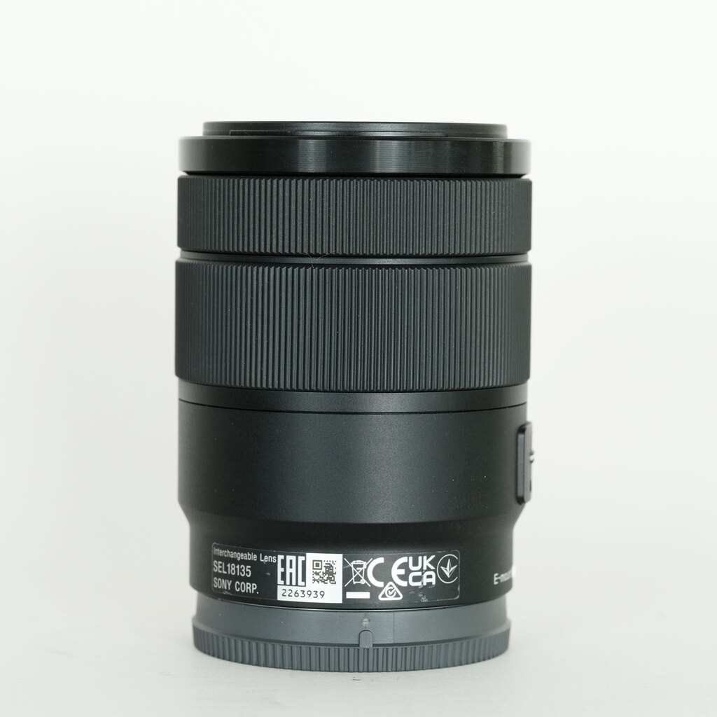SONY E 18-135mm F3.5-5.6 OSS SEL18135