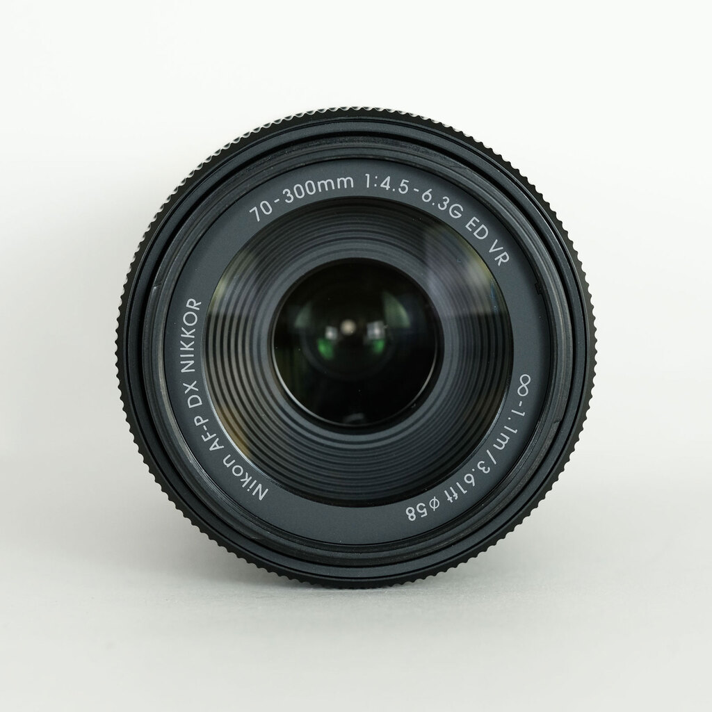 Nikon AF-P DX NIKKOR 70-300mm f/4.5-6.3G ED VR Nikon AF-P DX NIKKOR 70-300mm f/4.5-6.3G ED VR
