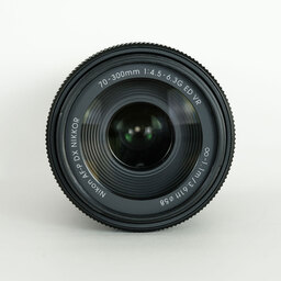 Nikon AF-P DX NIKKOR 70-300mm f/4.5-6.3G ED VR Nikon AF-P DX NIKKOR 70-300mm f/4.5-6.3G ED VR