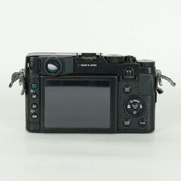 FUJIFILM X10 ブラック FUJIFILM X10 ブラック