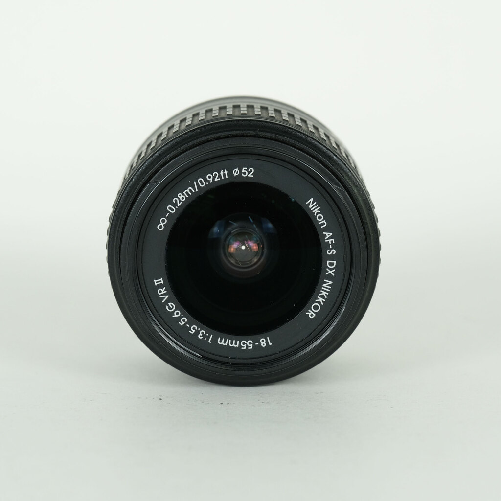 Nikon AF-S DX NIKKOR 18-55mm f3.5-5.6G VR IIの出品 | ONE SCENE