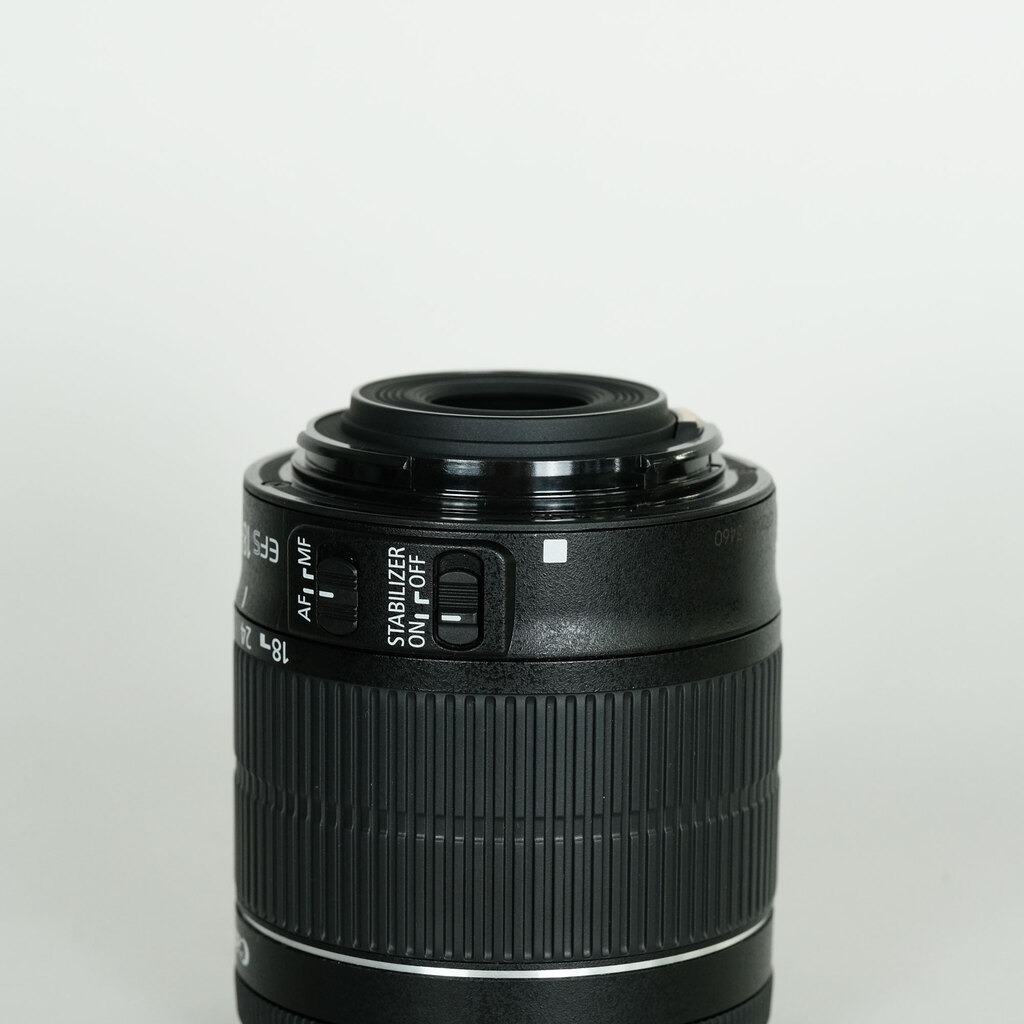 Canon EF-S18-55mm F3.5-5.6 IS STM