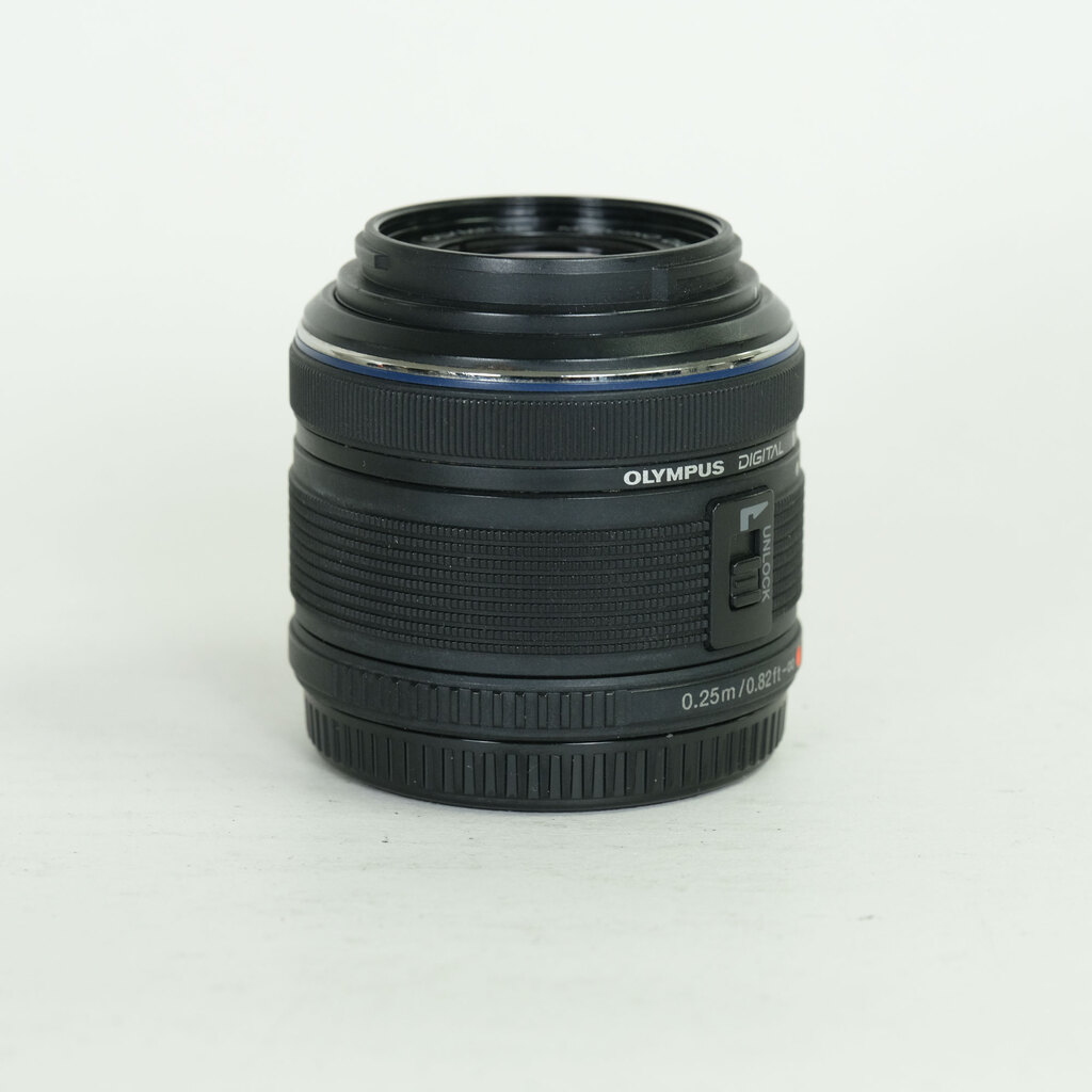 OLYMPUS M.ZUIKO DIGITAL 14-42mm F3.5-5.6IIR ブラック