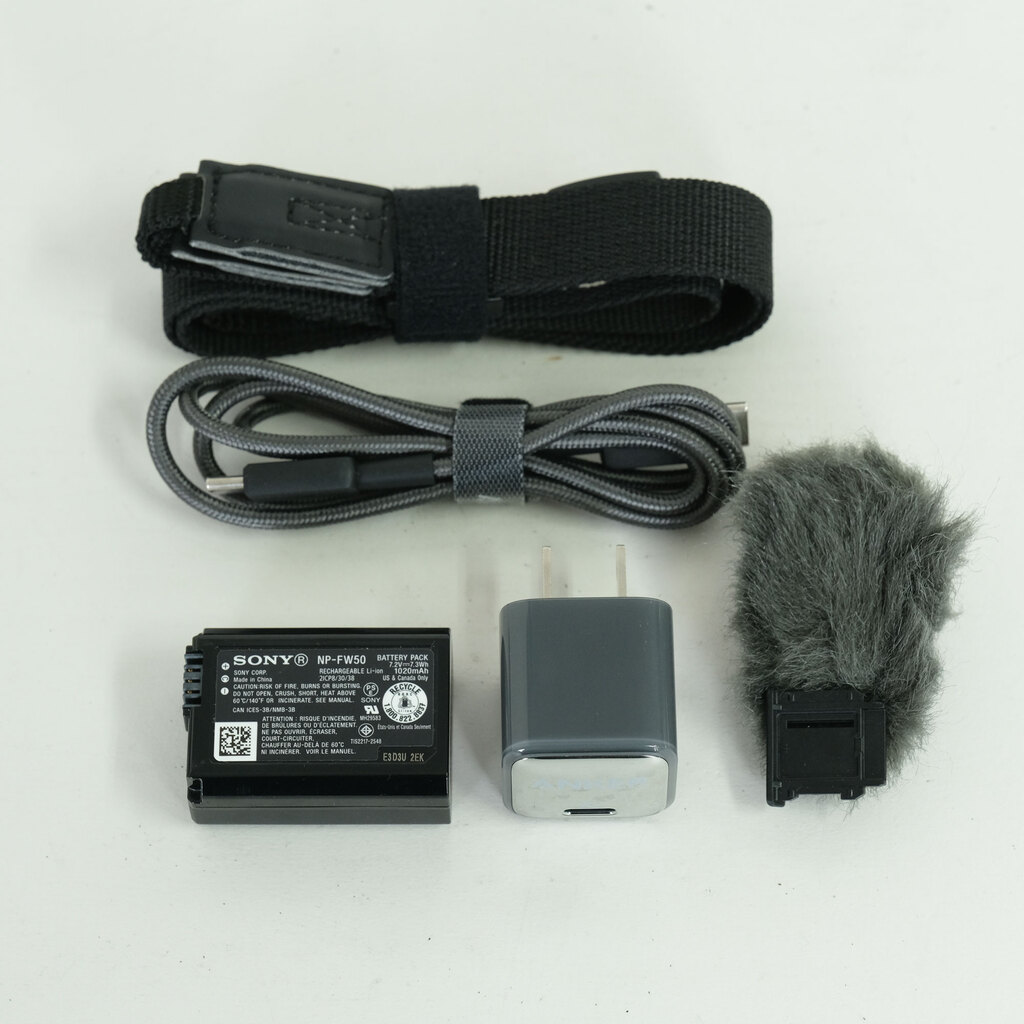 SONY VLOGCAM ZV-E10