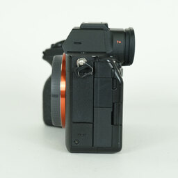 SONY α7 IV(ILCE-7M4) SONY α7 IV(ILCE-7M4)