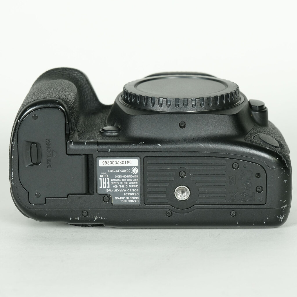 Canon EOS 5D Mark IV Canon EOS 5D Mark IV