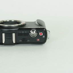 Panasonic LUMIX DMC-GF2-K ボディ ブラック Panasonic LUMIX DMC-GF2-K ボディ ブラック