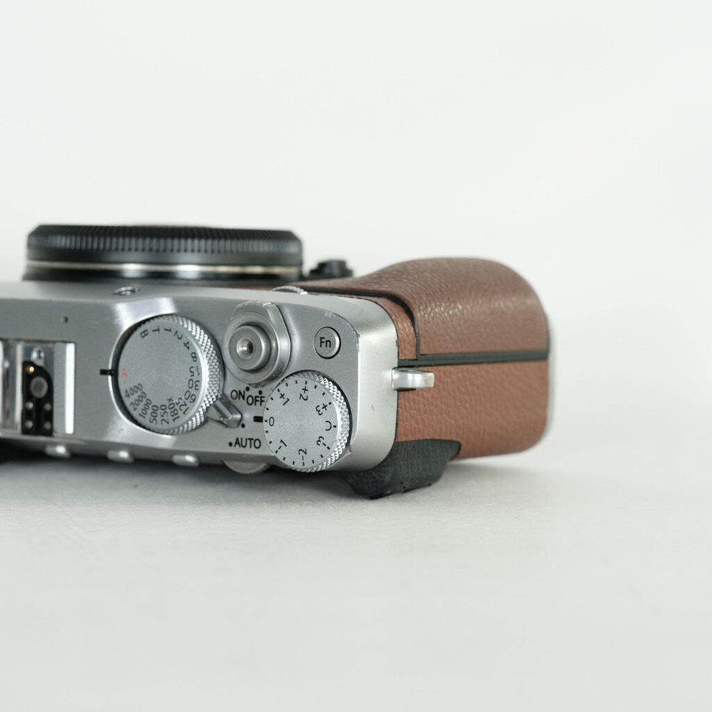 FUJIFILM X-E3 ボディ ブラウン