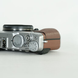 FUJIFILM X-E3 ボディ ブラウン