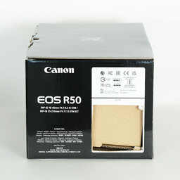 Canon EOS R50