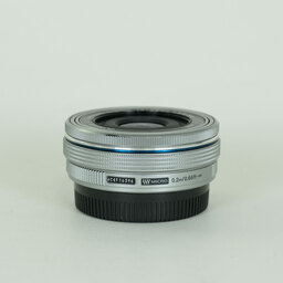 OLYMPUS M.ZUIKO DIGITAL ED 14-42mm F3.5-5.6 EZ シルバー