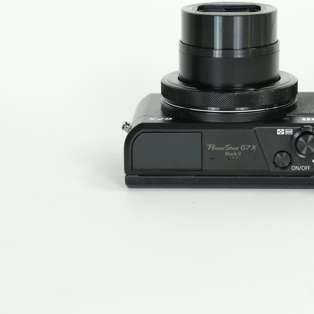 Canon PowerShot G7X Mark II