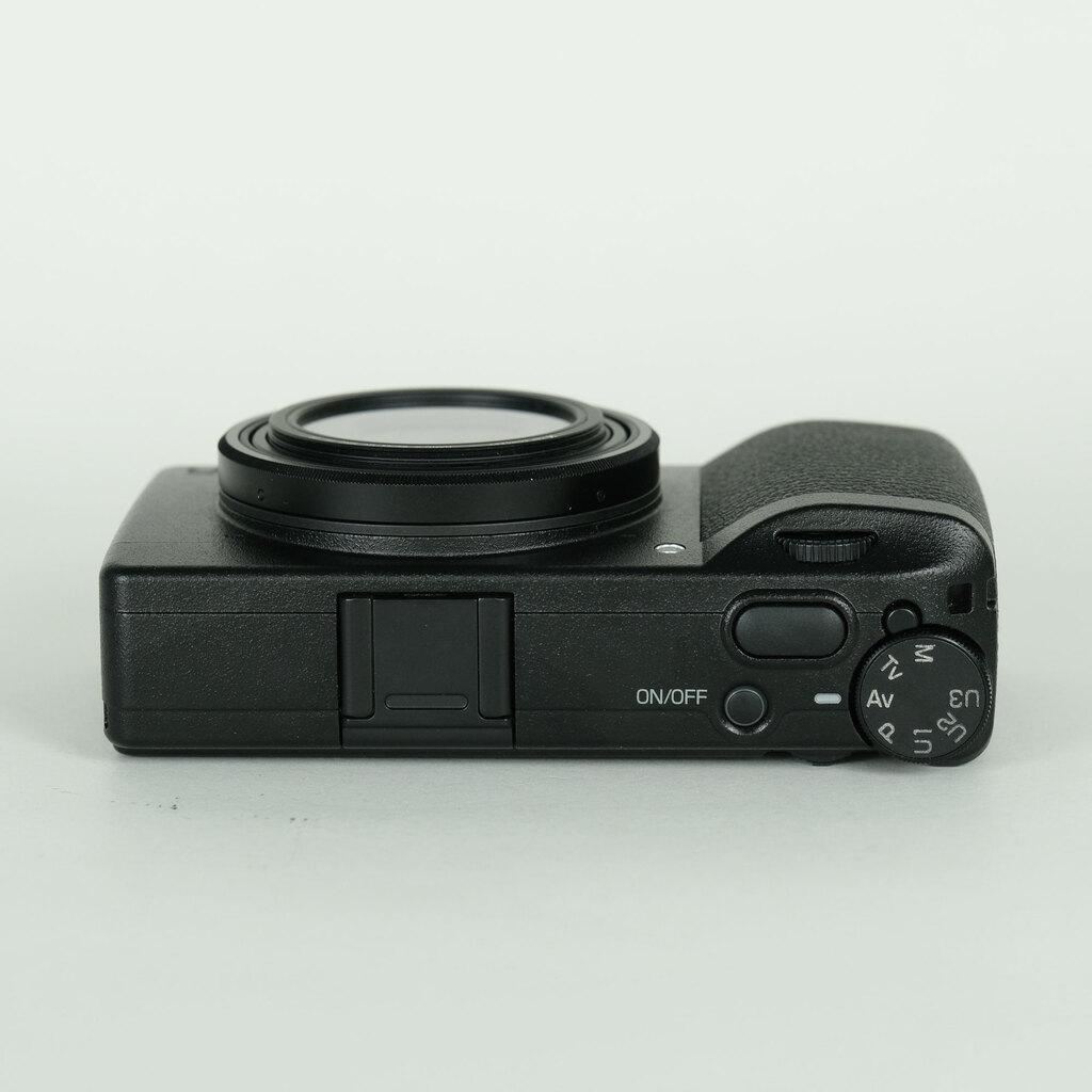 RICOH GR IIIx RICOH GR IIIx