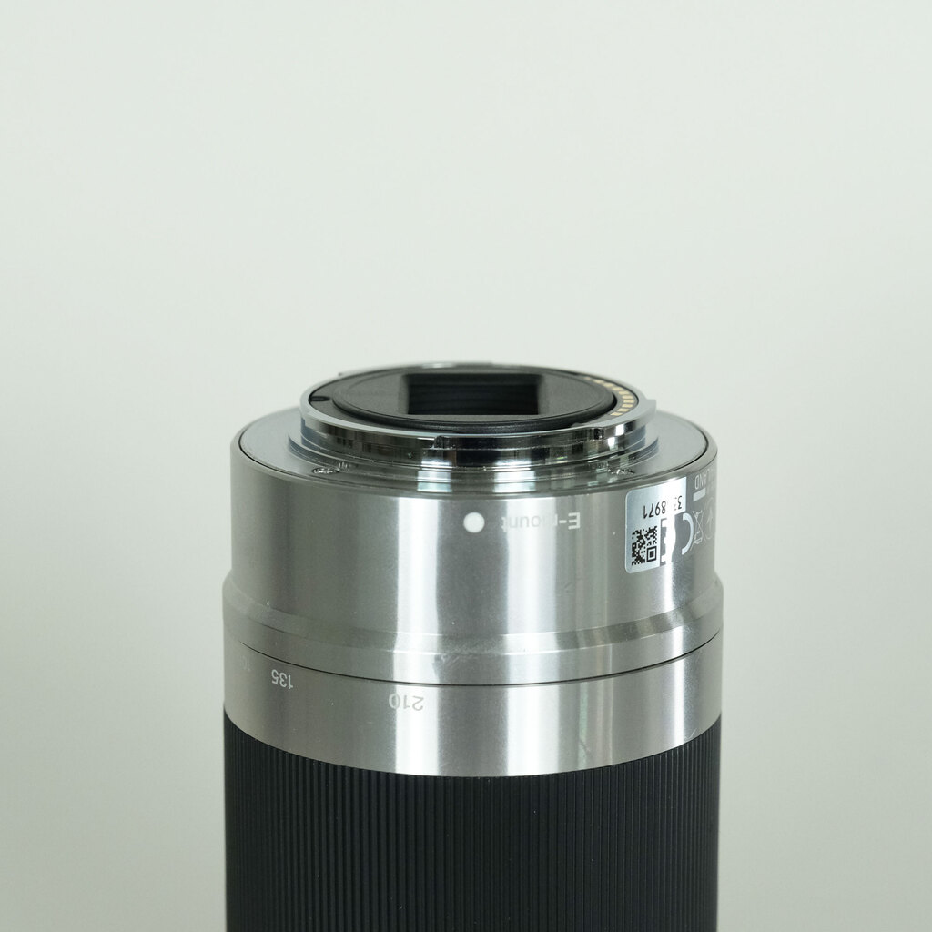 SONY E 55-210mm F4.5-6.3 OSS SEL55210