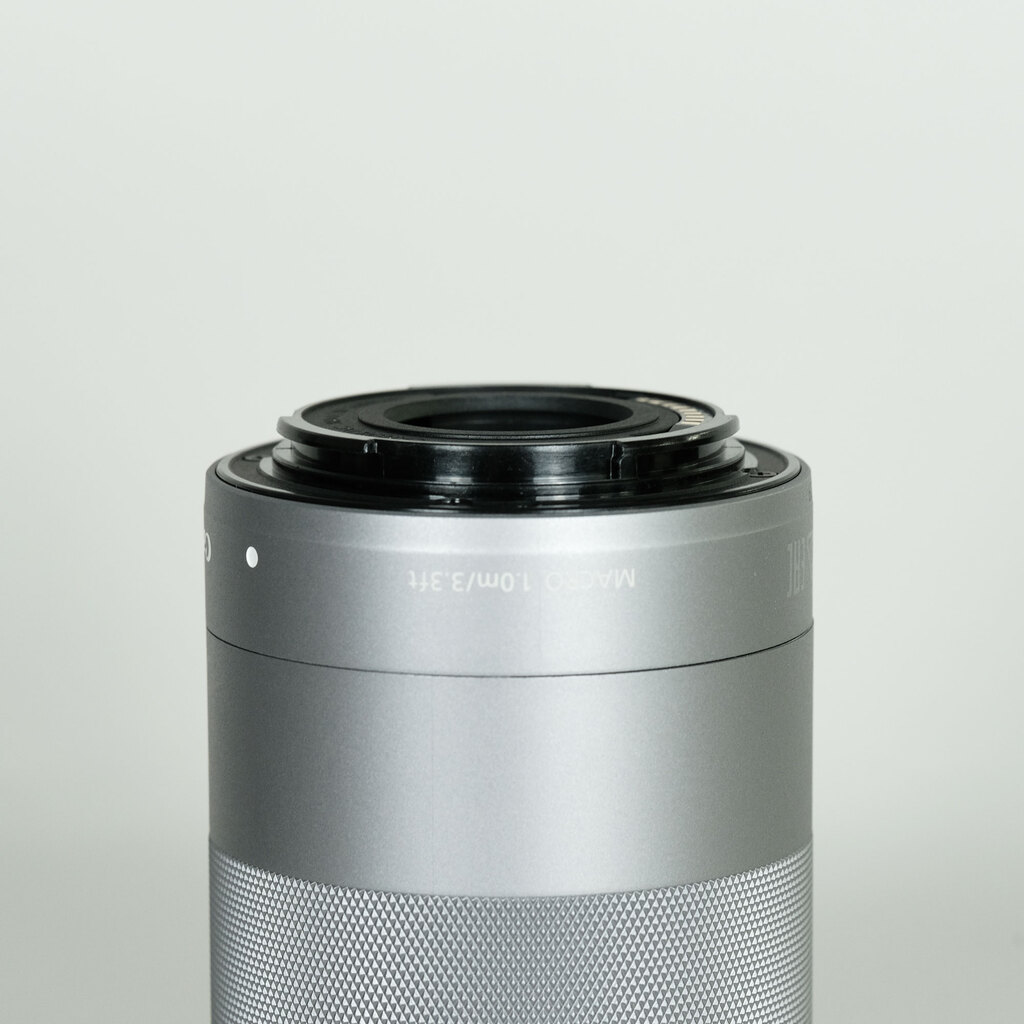 Canon EF-M55-200mm F4.5-6.3 IS STM シルバー