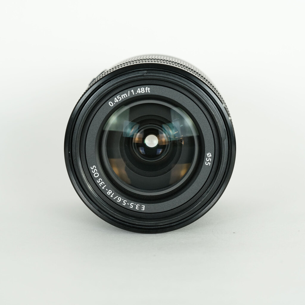 SONY E 18-135mm F3.5-5.6 OSS SEL18135