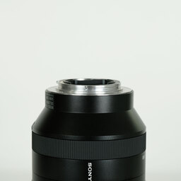 SONY FE 24-240mm F3.5-6.3 OSS SEL24240