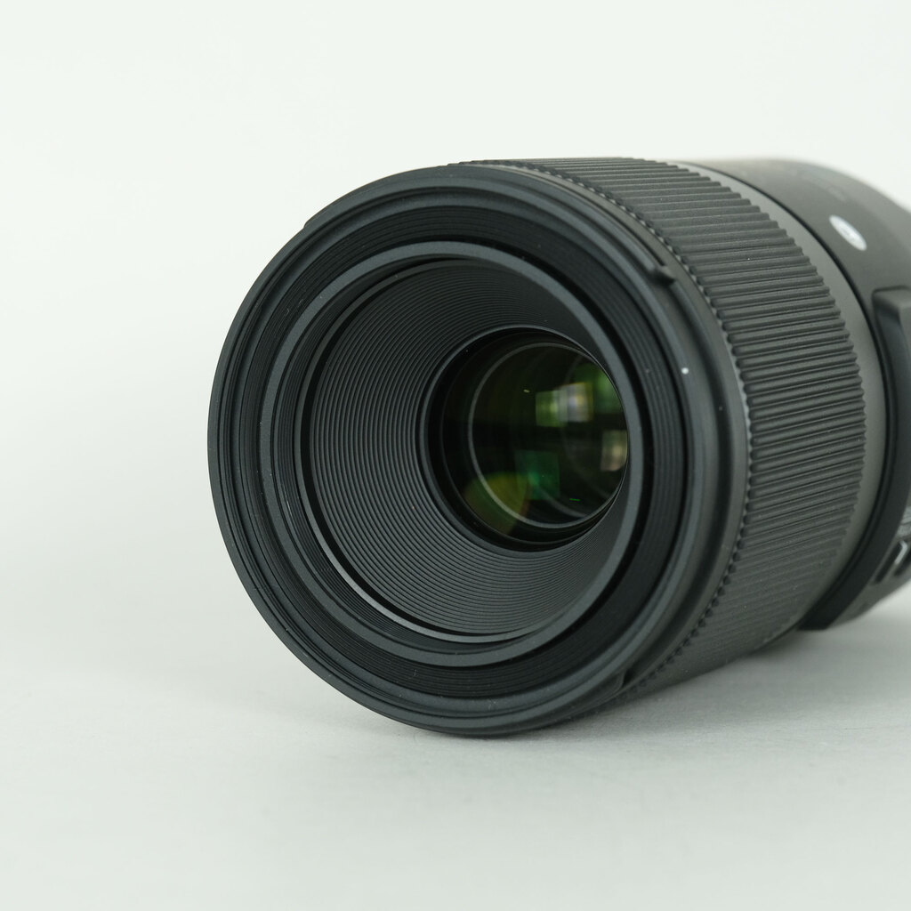 SIGMA 70mm F2.8 DG MACRO｜Art [ソニーE用]の出品 | ONE SCENE（ワン