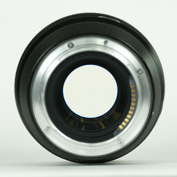 Nikon NIKKOR Z 135mm f/1.8 S Plena