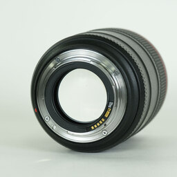 Canon EF85mm F1.4L IS USM