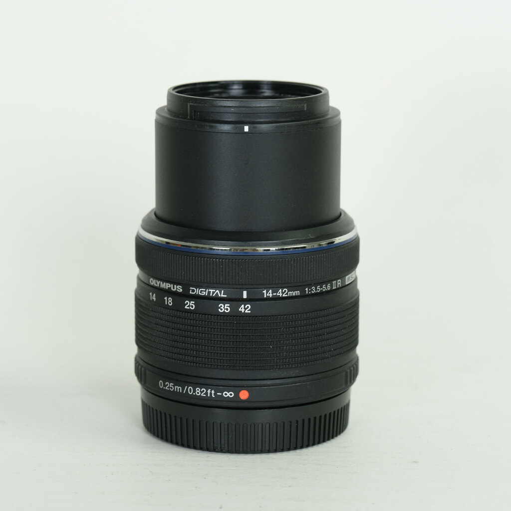 OLYMPUS M.ZUIKO DIGITAL 14-42mm F3.5-5.6IIR ブラック