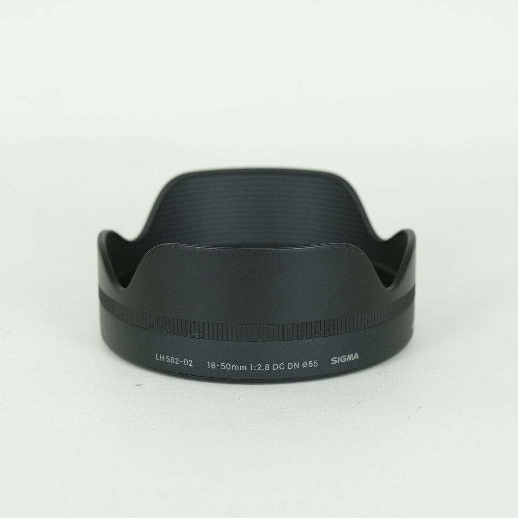 SIGMA 18-50mm F2.8 DC DN｜Contemporary [フジフイルムX用]