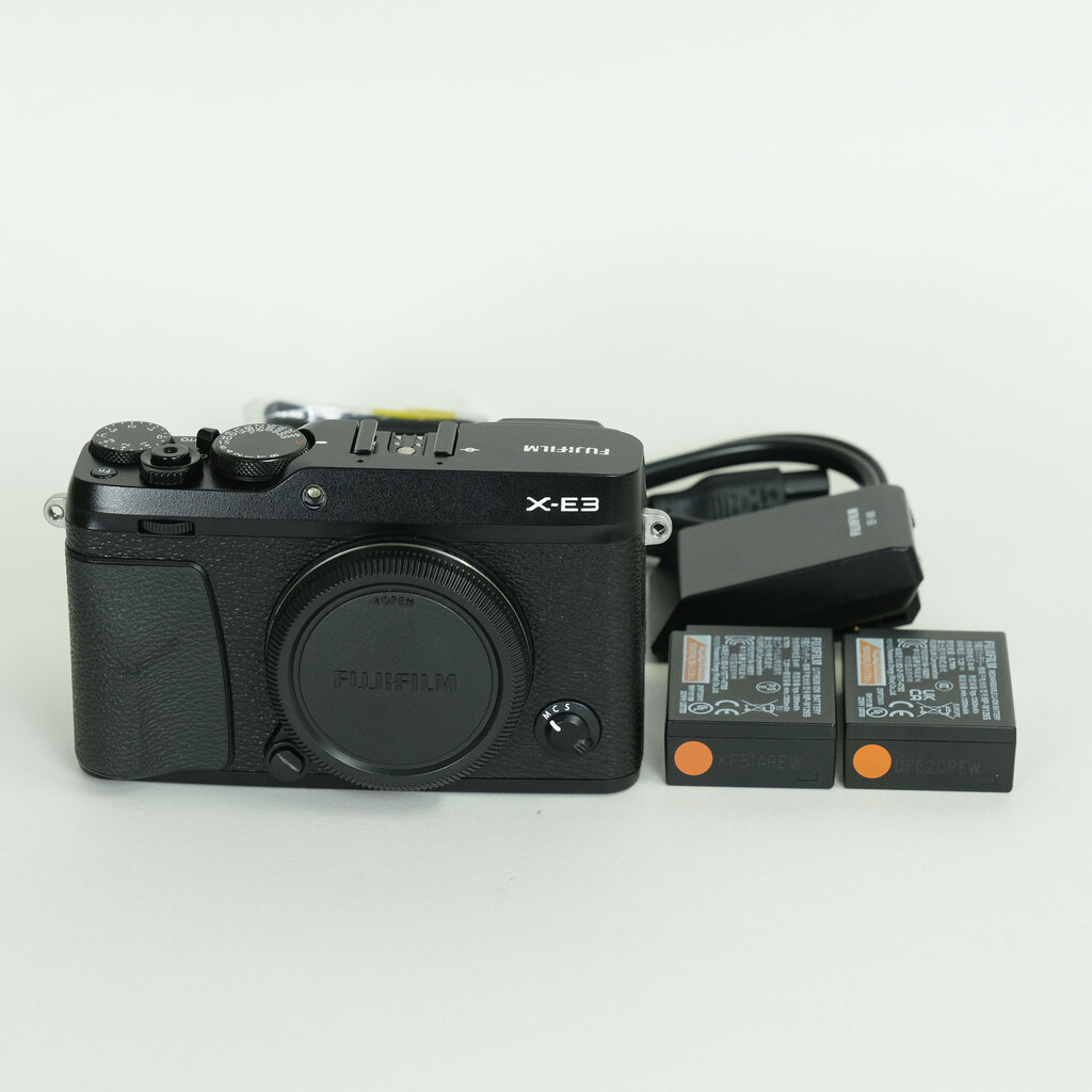 FUJIFILM X-E3
