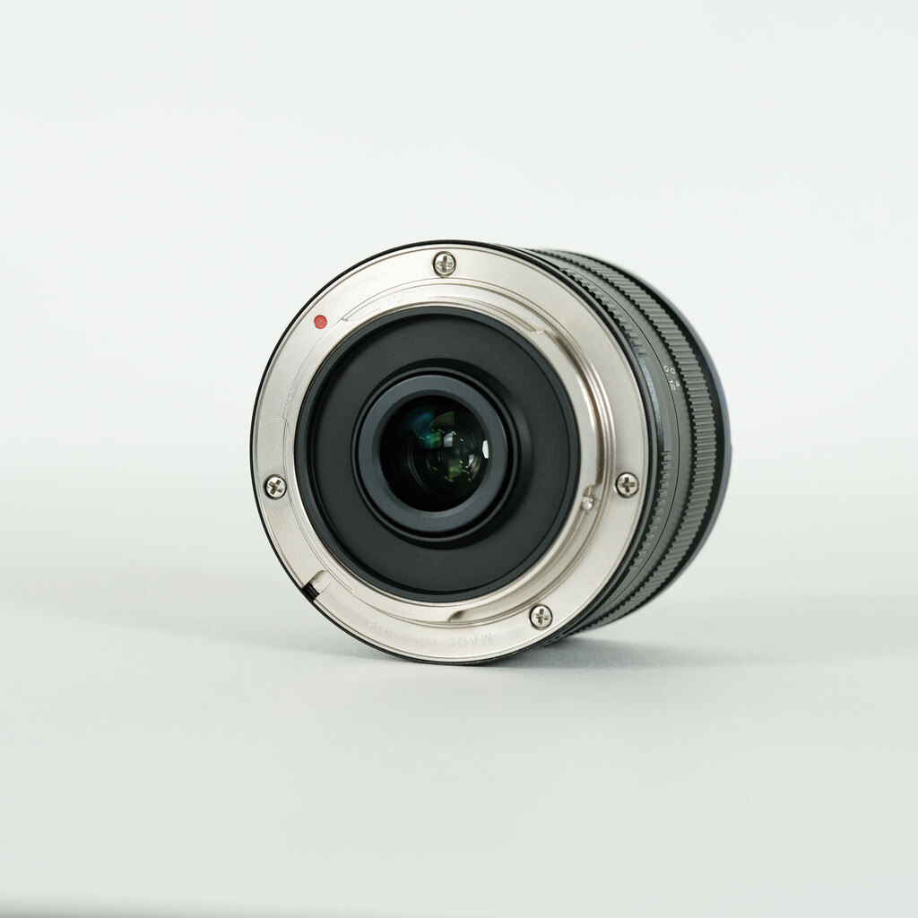 LAOWA 7.5mm F2 [マイクロフォーサーズ用]