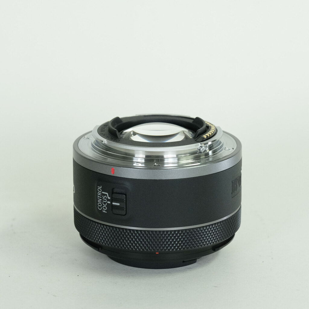 Canon RF16mm F2.8 STM Canon RF16mm F2.8 STM