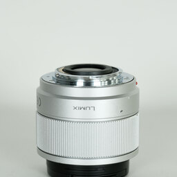 Panasonic LUMIX G 25mm F1.7 ASPH.