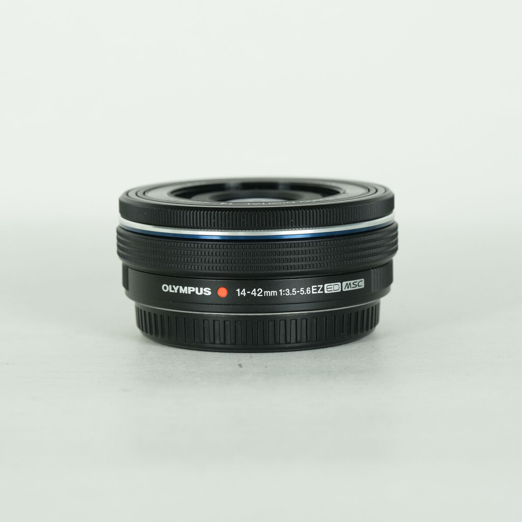 M.ZUIKO DIGITAL ED 14-42mm F3.5-5.6 EZ [ブラック] 中古価格比較