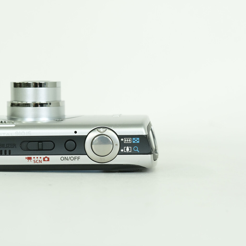 Canon IXY DIGITAL 910IS シルバー