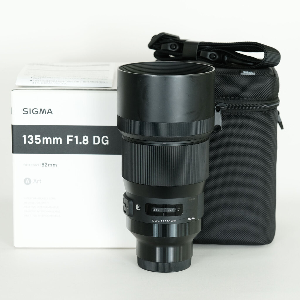 SIGMA Art 135mm F1.8 DG HSM (ソニーE用) SIGMA Art 135mm F1.8 DG HSM (ソニーE用)