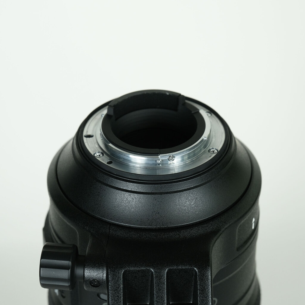 Nikon AF-S NIKKOR 200-500mm f/5.6E ED VRの出品 | ONE SCENE（ワン