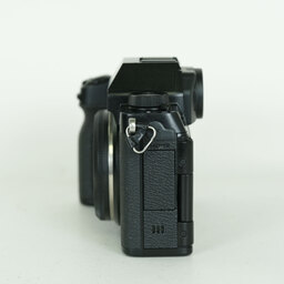 FUJIFILM X-S10