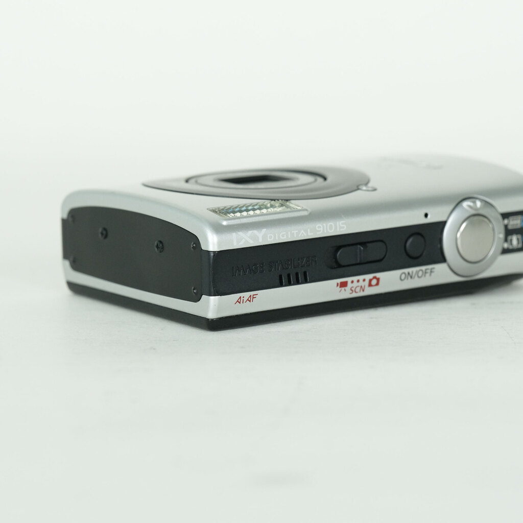 Canon IXY DIGITAL 910IS シルバーの出品 | ONE SCENE（ワンシーン）