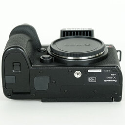 Panasonic LUMIX S5II DC-S5M2