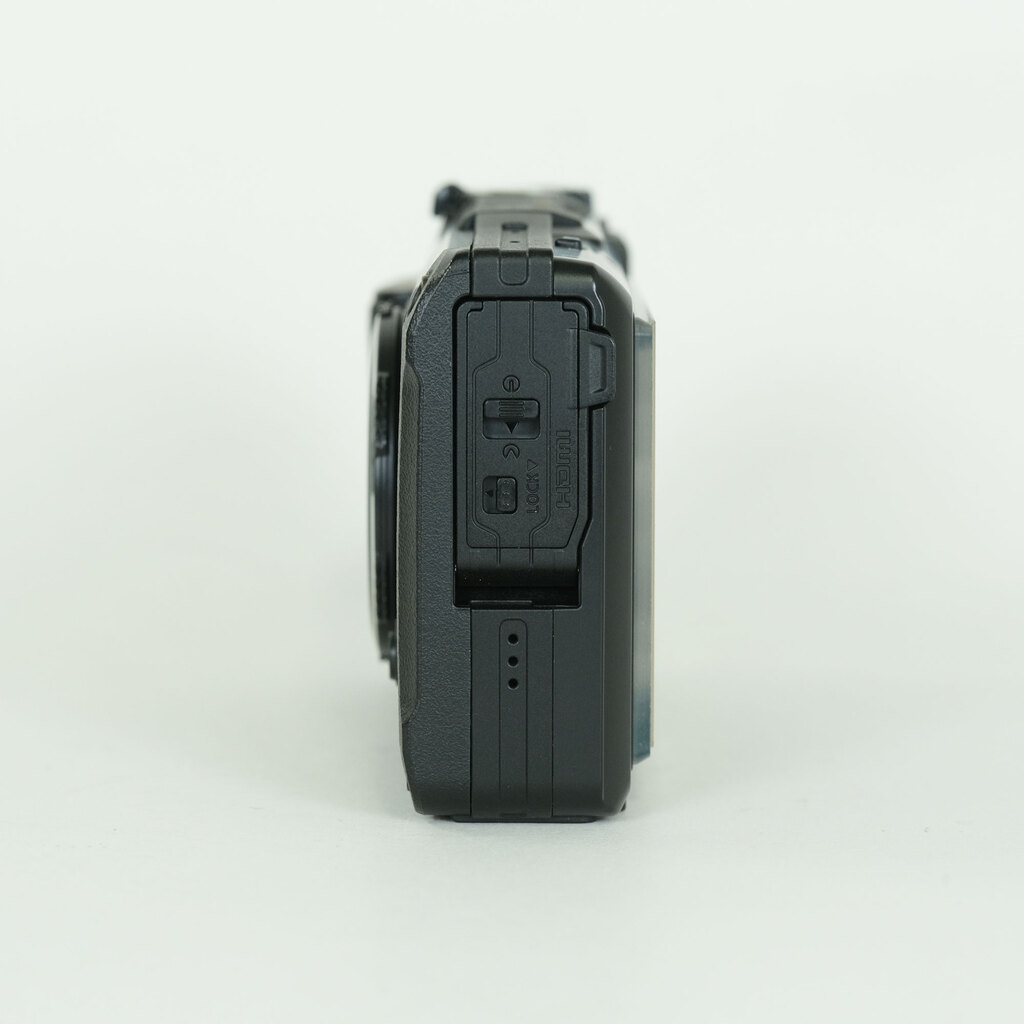 OM SYSTEM Tough TG-7 ブラック