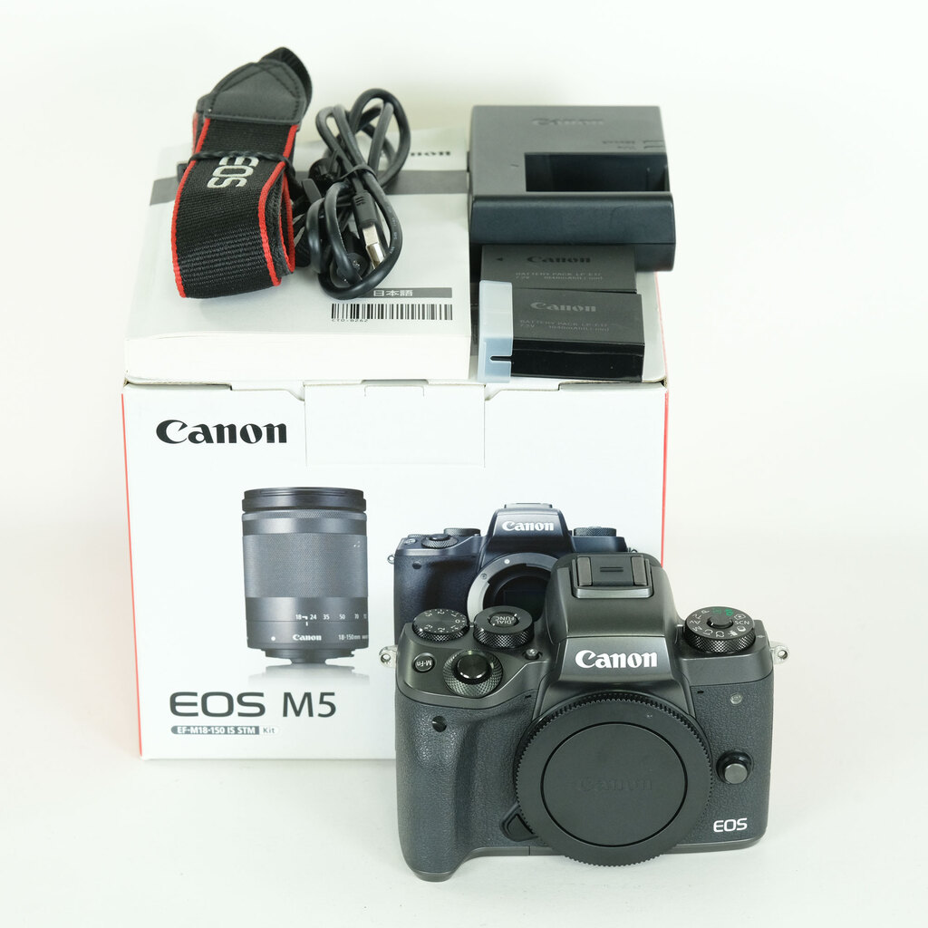 Canon EOS M5