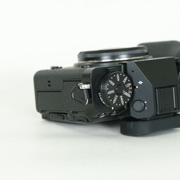 FUJIFILM X-T5
