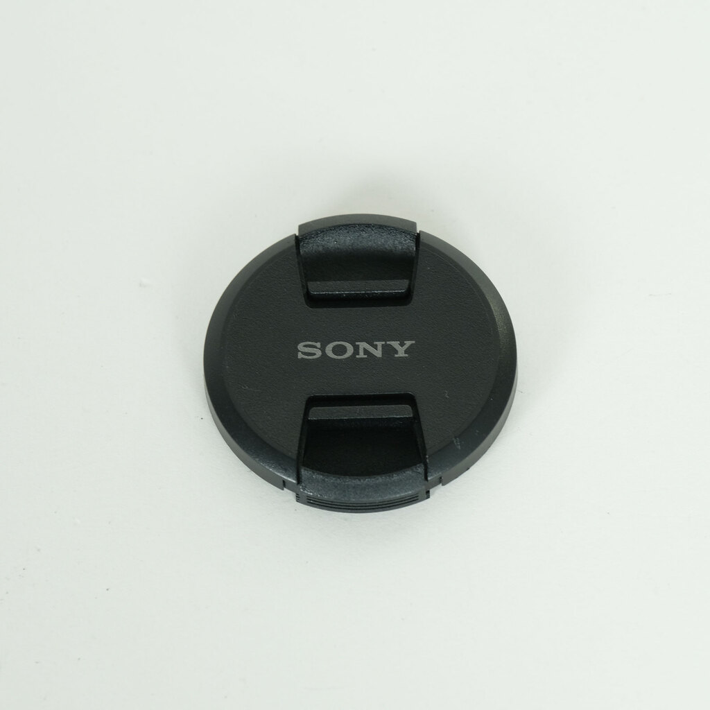 SONY E 18-135mm F3.5-5.6 OSS SEL18135 SONY E 18-135mm F3.5-5.6 OSS SEL18135