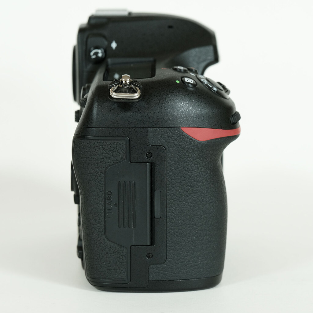 Nikon D850